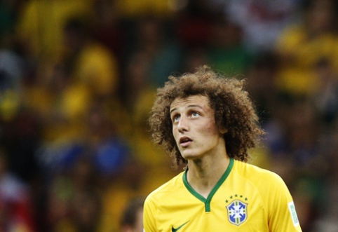 Former footballer F.Leboeuf: D.Luiz is not a defender