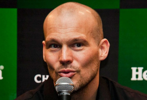 Former "Arsenal" defender F. Ljungberg will play in India.