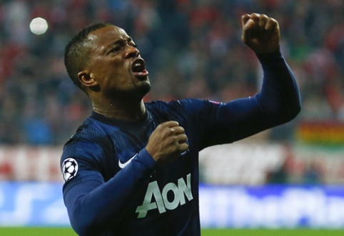 Official: P. Evra moves to Turin's "Juventus"