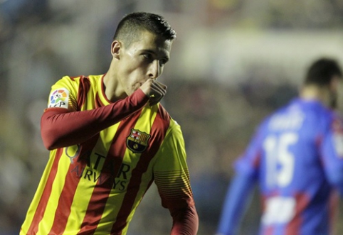 "Barca" loans C. Tello to "Porto" team for two seasons