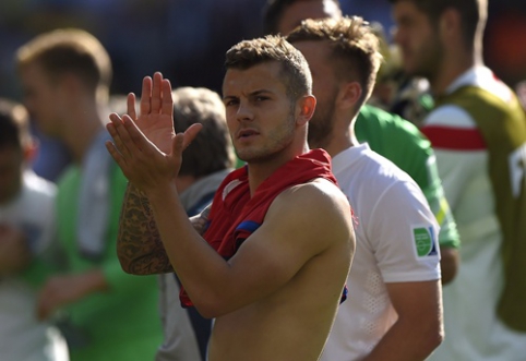 "A.Cole: J.Wilshere should not smoke in public (PHOTO)"