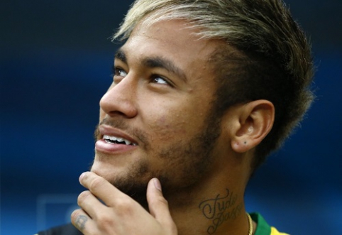 Neymar returns to training with "Barcelona"