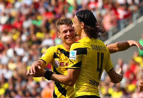 "Borussia" scored ten goals, "Schalke" lost to the English (VIDEO)