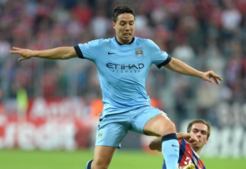 "Man City" midfielder S. Nasri may not play for a month