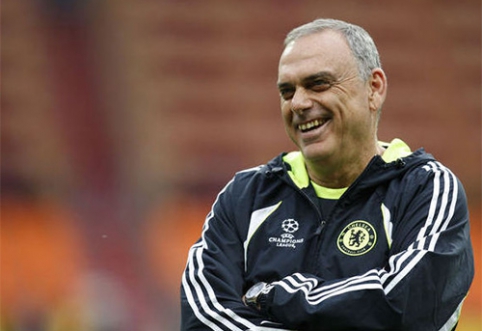 Former "Chelsea" coach will lead the Ghana national team