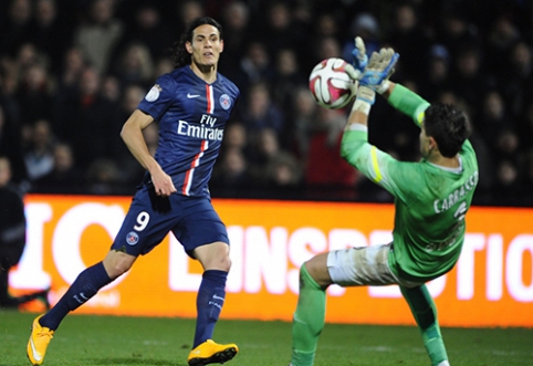 PSG celebrated victory away, "Lyon" settled for a draw