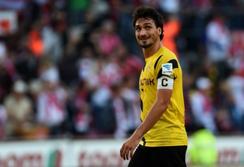 "Man Utd" promises to attract M.Hummels with a record offer