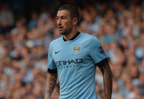 "Man City" defender A.Kolarov will not play for a month