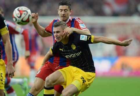 "Borussia" footballers couldn't resist the shining "Bayern" in front of the goal (VIDEO)