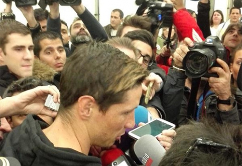 How a king met F.Torres and missed the shot during training (VIDEO)