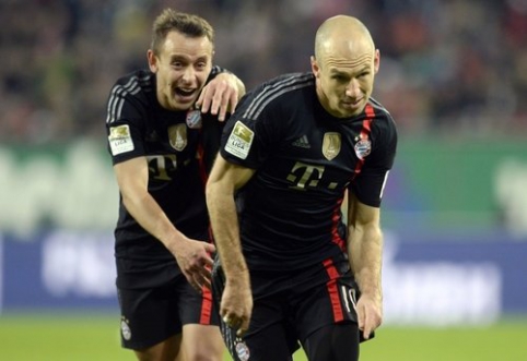 "Bayern" crushed "Augsburg", "Borussia" lost again (VIDEO)