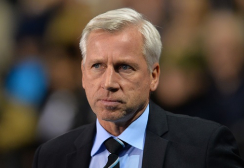 Official: A.Pardew will manage "Crystal Palace" club.