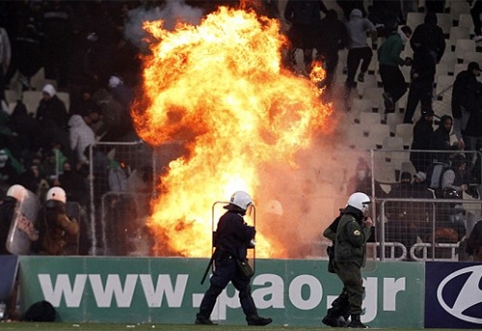 "Olympiakos" and "Panathinaikos" games - fan-made riots (VIDEO)