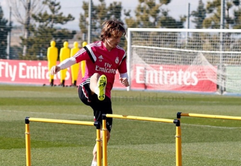 L. Modric, who has healed from a serious injury, returns to the field