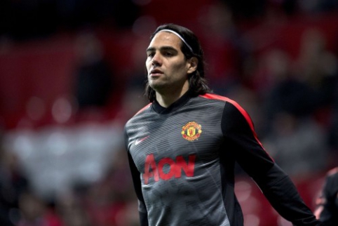 R. Falcao sent to "Man United" youth team