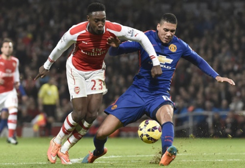 In the FA Cup - "Man Utd" and "Arsenal" football players' clash