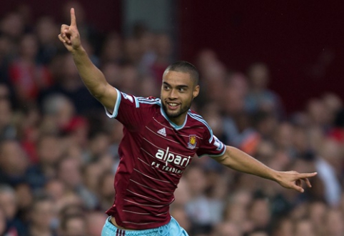 "West Ham" signed a new contract with defender W. Reid