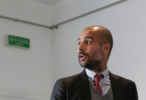 P.Scholes: I have information that J.Guardiola will move to "Man City" in a year