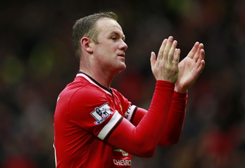 W. Rooney: Taking Aim at the Lazy "Man City" Defenders