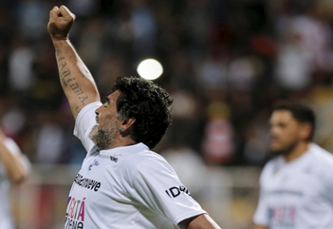 D. Maradona: Blatter is scared because he can no longer buy votes