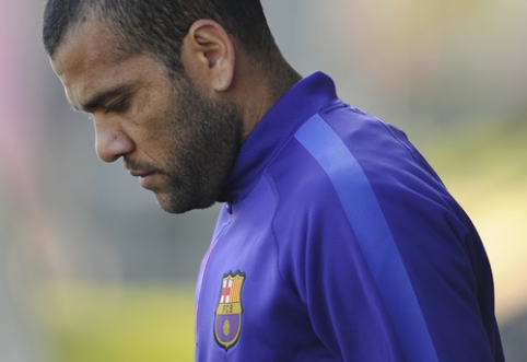 D. Alves's agent: first "Barcelona" offer - rejected