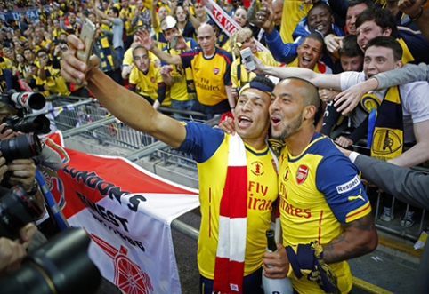 T. Walcott: it's time to win the Premier League