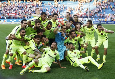 "Barcelona" football players - the new Spanish champions (VIDEO)