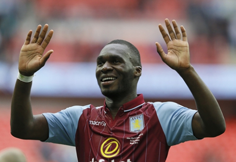 The best Premier League player of the month - C. Benteke, coach - N. Pearson