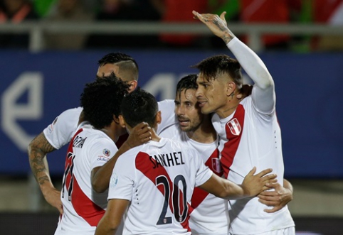 Peruvian veteran C. Pizarro's goal "Copa America" tournament crushed Venezuela (VIDEO)