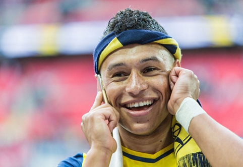 "Chelsea" plans to make an offer for A. Oxlade-Chamberlain