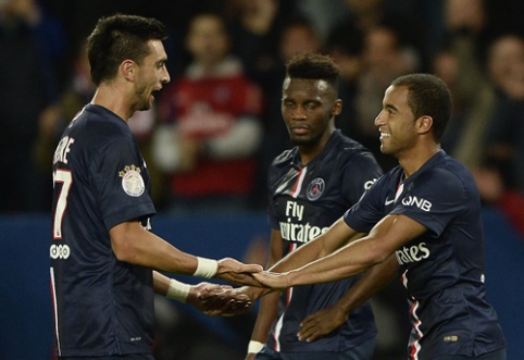 L. Moura and J. Pastore extended their contracts with PSG