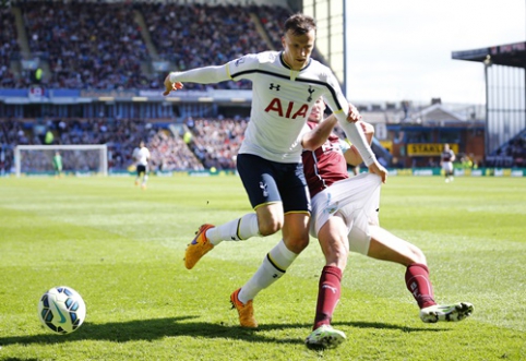 Official: V. Chiriches leaves "Tottenham" and moves to "Napoli"