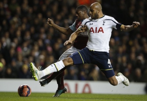 Official: Y. Kaboul joined "Sunderland"