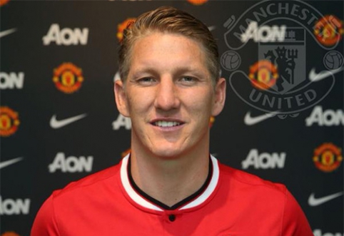 "Man Utd" newcomer Schweinsteiger - one of the most expensive all-time veterans