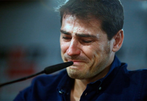 Casillas not holding back tears: remember me as a good person (PHOTO)