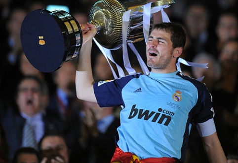 The career path of Iker Casillas in the "Real" team (PHOTO)