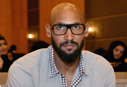 Nicolas Anelka becomes the playing coach of Mumbai football club