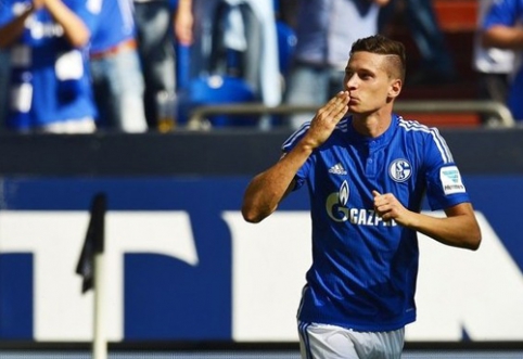 "Wolfsburg" won the battle for J. Draxler.