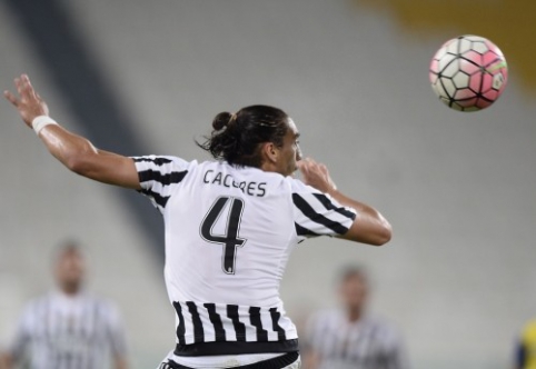 "Juventus" suspends M. Caceres