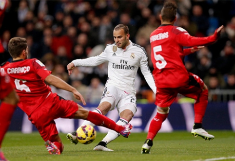 E.Castano: Jesé finishes frustrating situation in "Real" team