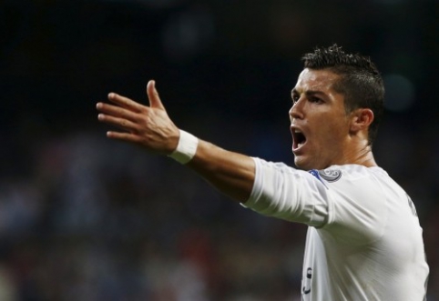 C. Ronaldo wants "Manchester United" club will shake the market