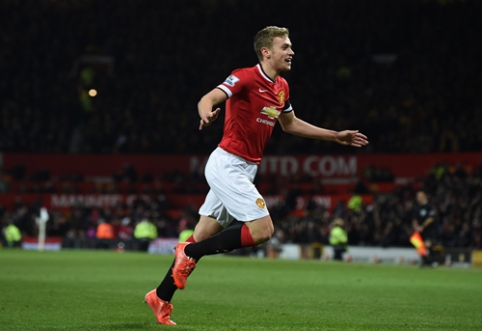 "Manchester United" has loaned James Wilson