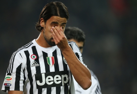 S. Khedira's journey hints at a mystery: has the German chosen a new club?