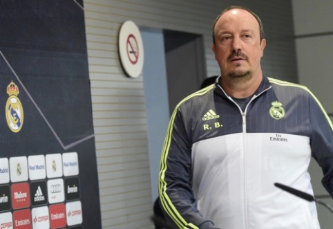 Christmas for R. Benitez ended - he was welcomed at the airport by enthusiastic "Real" fans