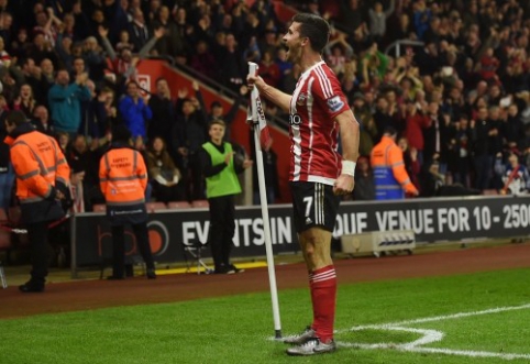 "Southampton" crushed hopeless "Arsenal" in front of their own fans (VIDEO)