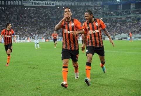 "Chelsea" is approaching the acquisition of Alex Teixeira