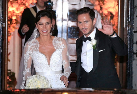 POP: A bunch of celebrities, led by J.Terry, visited F.Lampard's wedding