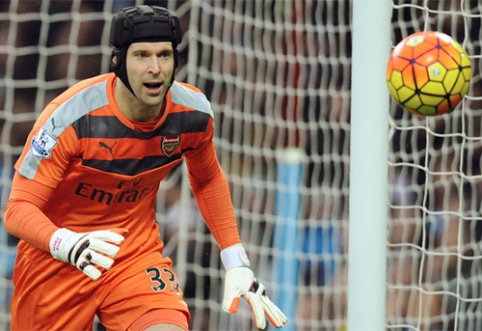 Is P.Čech the best goalkeeper in the history of the Premier League? (poll)