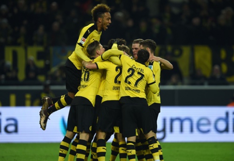 "Borussia" had no trouble with "Eintracht", "Schalke" lost to "Augsburg" team (VIDEO)