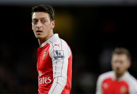 "Real" is considering letting go of M.Ozil and taking action